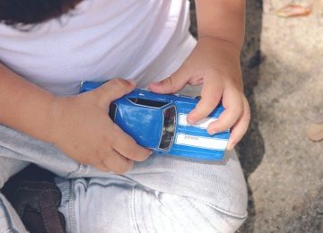 האם מותר להושיב תינוק במושב הקדמי?